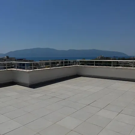 Apartment Eden