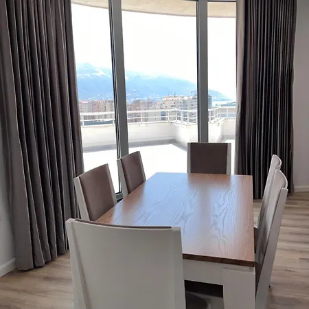 Apartment Eden